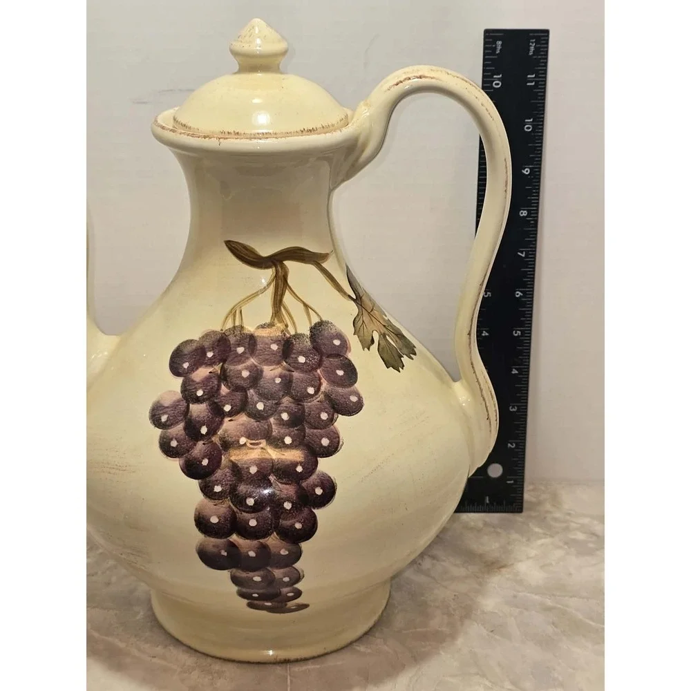 Tabletops Gallery Villa Grande 20 Cup Coffee Pot Grapes Ceramic w/Lid EUC